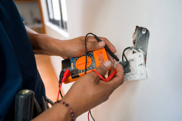 Best Affordable Emergency Electrician  in Inglis, FL