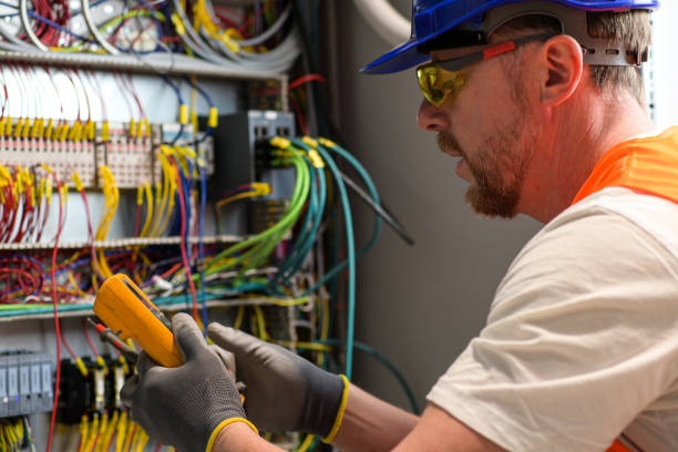 Best Emergency Electrical Repair  in Inglis, FL
